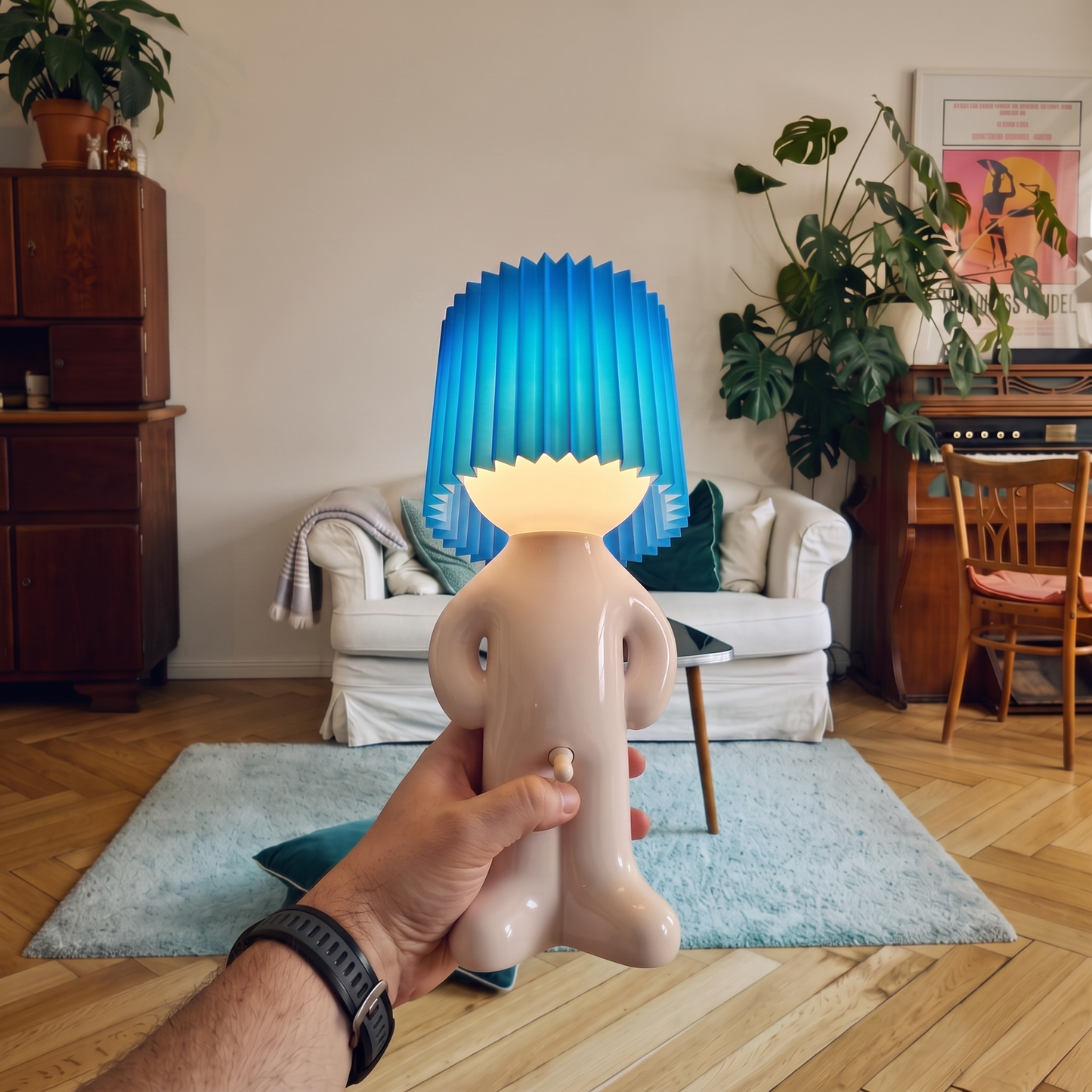 Larry the Lamp